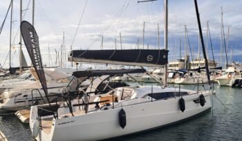 2024-sunbeam-321-sail-9612070-20241114070112368-1_XLARGE